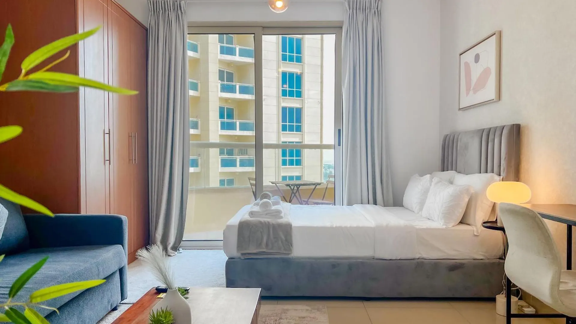 Апартаменты Ls10-Well Designed Studio In Lake Side Tower A Дубай ОАЭ